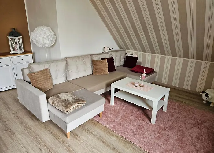 Gemuetliche Mit Garten